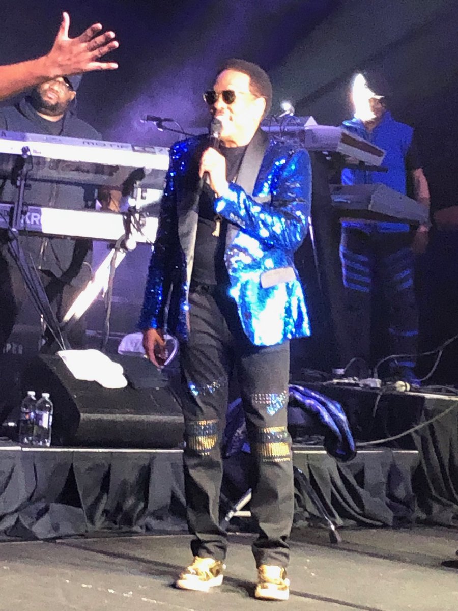GStaples_AJC's tweet photo. AWESOME!! @CharlieWilson #UNCF75 https://t.co/T54HdIFpAb