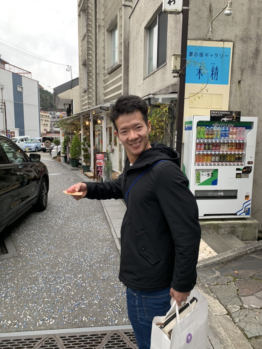 GAOOTAKA's tweet photo. なにするか決めてないのに10時に岐阜駅集合して、まさかのレンタカー借りて下呂温泉へ！！
いい湯、うまいめしでした😋

二人とも夕方から別で予定あるので滞在時間1時間20分ほどでさようなら！(^-^)/ https://t.co/qDpXWK00EU