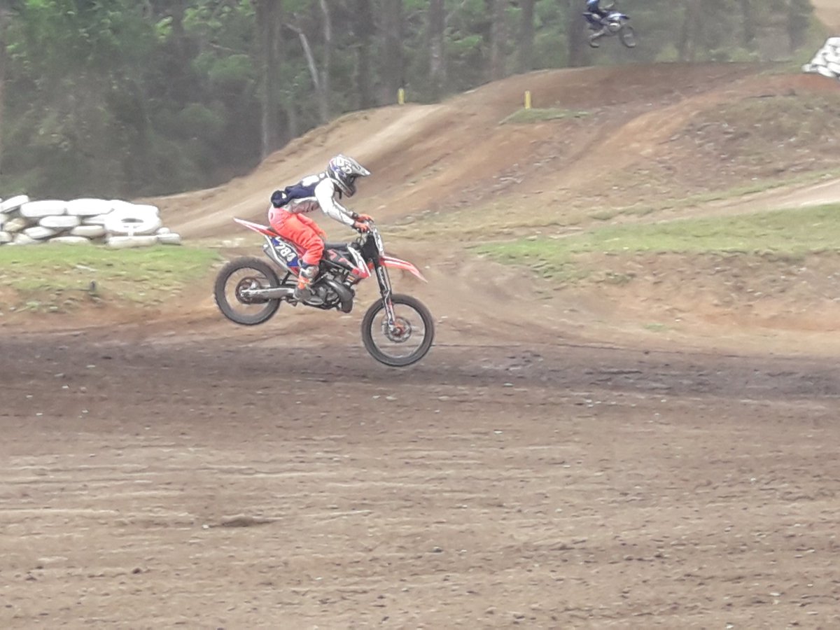 andrespocoyo's tweet photo. Aussie motocross... https://t.co/oP2EUFCdXy