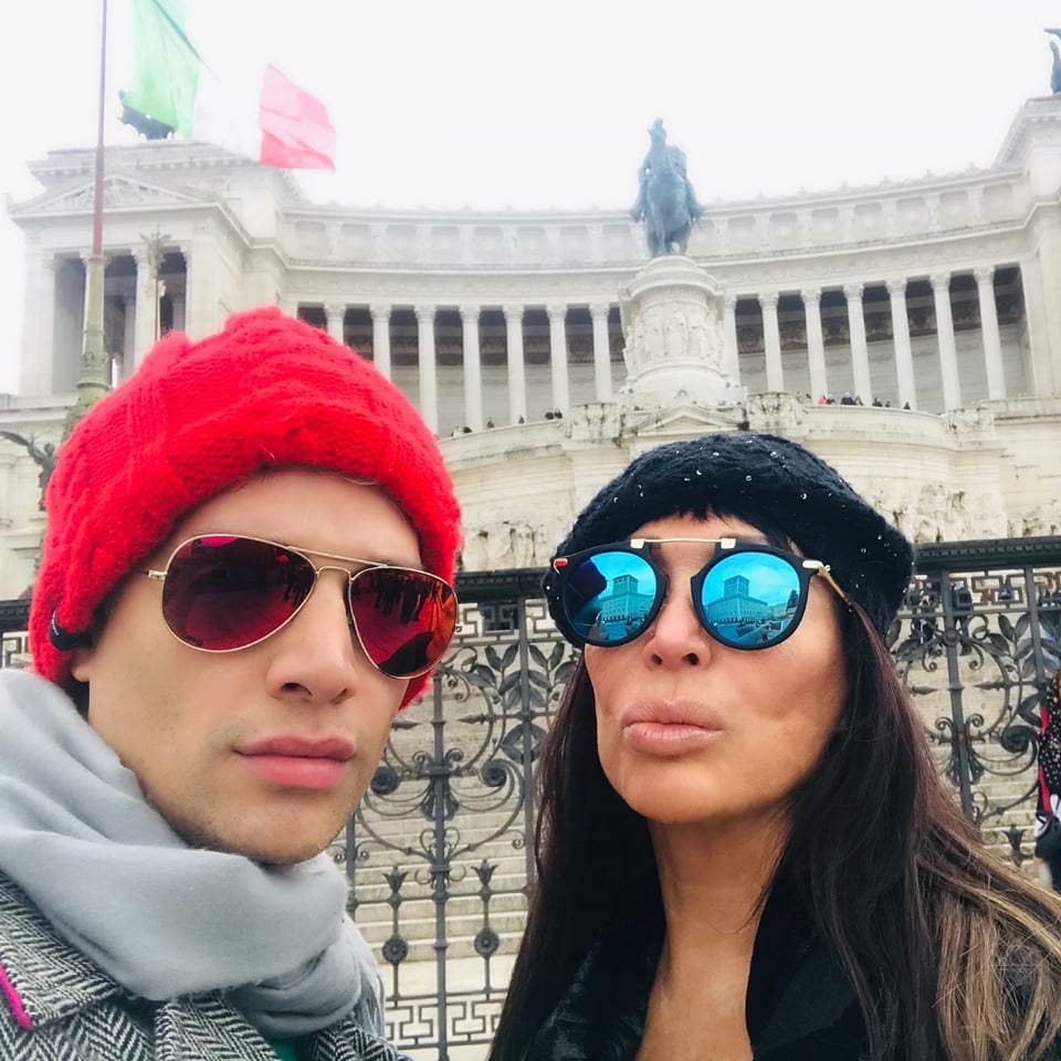 Moria Casán tweet media