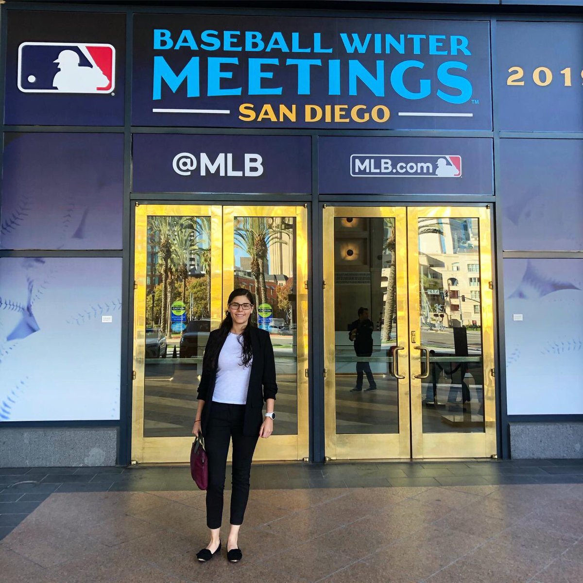 andreara_ra's tweet photo. Presentes en #wintermeetings con los mejores del mundo en béisbol.  
Acá se toman decisiones importantes de jugadores, equipos, empresas y tecnología aplicada a este bello y completo deporte. 

@strapp_corp 🤖✨ https://t.co/Cuc42GpsXU