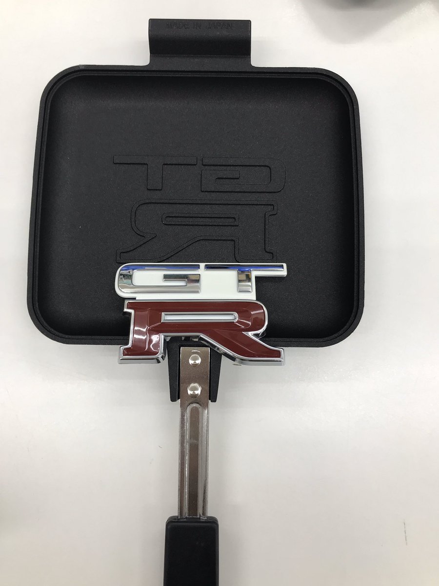 サンドについてるrは不敗神話のrだ あの名車 R32スカイライン のエンブレムを焼き付けるホットサンドメーカーがあるらしい Togetter サンドについてるrは不敗神話のrだ あの名車 R32スカイライン のエンブレムを焼き付けるホットサンドメーカーがあるらしい Togetter