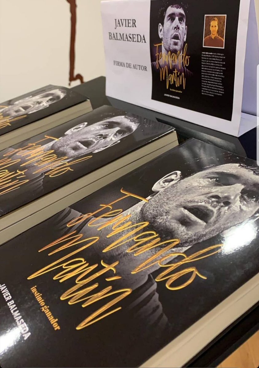 Uno de estos ejemplares de mi libro, Fernando  Martín. Instinto Ganador  (firmado y dedicado), puede ser tuyo durante estas navidades. Es muy fácil. Solo tienes que seguirme y rt este tuit. Muchas gracias!