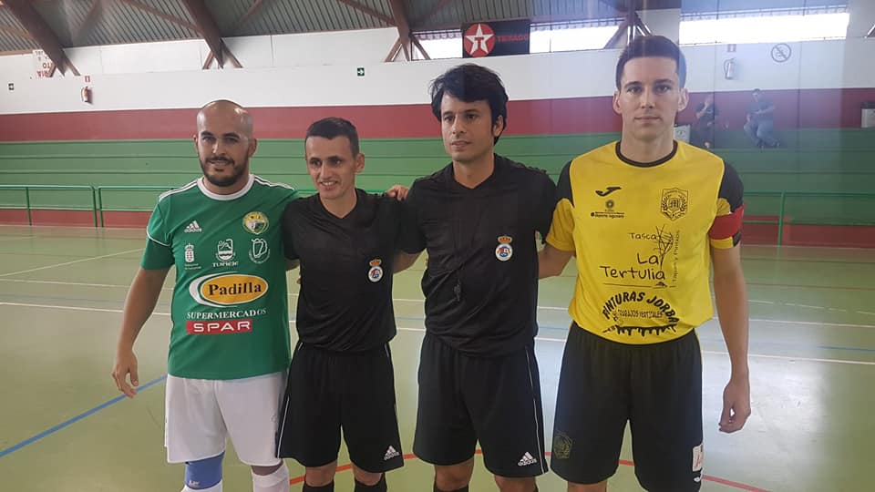 CDMaxorataTfe's tweet photo. 📷FOTOGALERÍA | 2ª DIVISIÓN B - GRUPO 6
📍 Jornada 12
🆚#IslaLargaFS
📸 Isla Larga FS (Más fotos en su página de #Facebook).
¡Gracias! https://t.co/EWYqqCNNQk