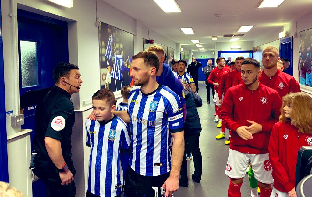 swfc's tweet photo. Let’s go! #swfcLIVE https://t.co/xDaBYU8aKP