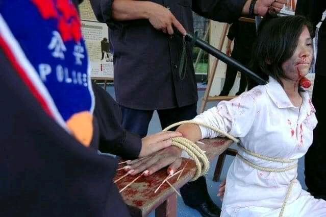 I really can’t get Why the whole world is silent about what’s CHINA🇨🇳doing for Muslims?! 
SAVE THE Muslims BE A HUMAN 
#China_is_terrorist