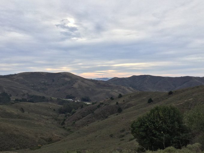 🌄 #Solstice #SFRC, sun&rsquo;s getting real low. The solar arc at its lowest on the greyest day. 10+ miles<a href="/tag/solstice"class="tags">#Solstice</a><a href="/tag/sfrc"class="tags">#SFRC</a><a href="/tag/solo"class="tags"><span>#solo</span></a>