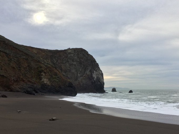 🌄 #Solstice #SFRC, sun&rsquo;s getting real low. The solar arc at its lowest on the greyest day. 10+ miles<a href="/tag/solstice"class="tags">#Solstice</a><a href="/tag/sfrc"class="tags">#SFRC</a><a href="/tag/solo"class="tags"><span>#solo</span></a>