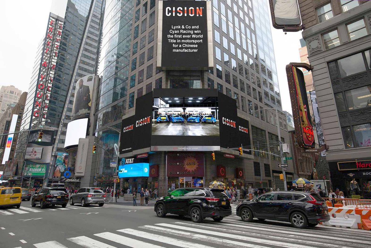 We're proud to see news of our 2019 @FIA_WTCR World Title 🏆 spreading around the world, here featured at Times Square 🇺🇸 in #NewYork! 😎🏁
#LynkCo #CyanRacing #WTCR