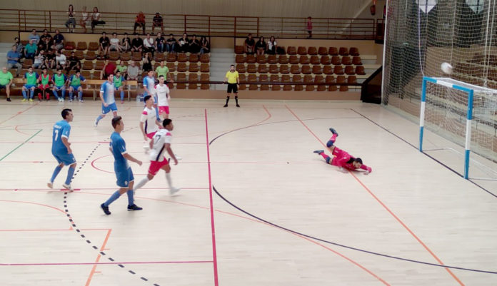 El Albatros se reencuentra al fin con la victoria. elperiodicodeyecla.com/albatros-victo…