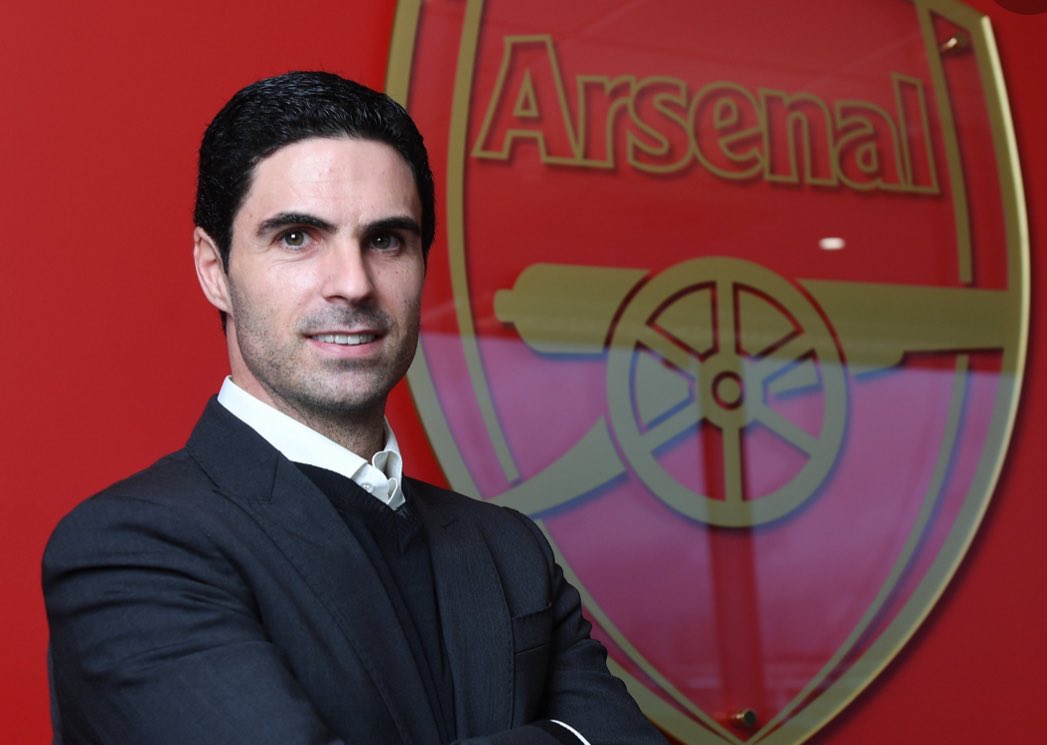 monkey420boy's tweet photo. Ted Bundy is the new Arsenal manager 😂😂😂 https://t.co/uC3Y6L4lRH