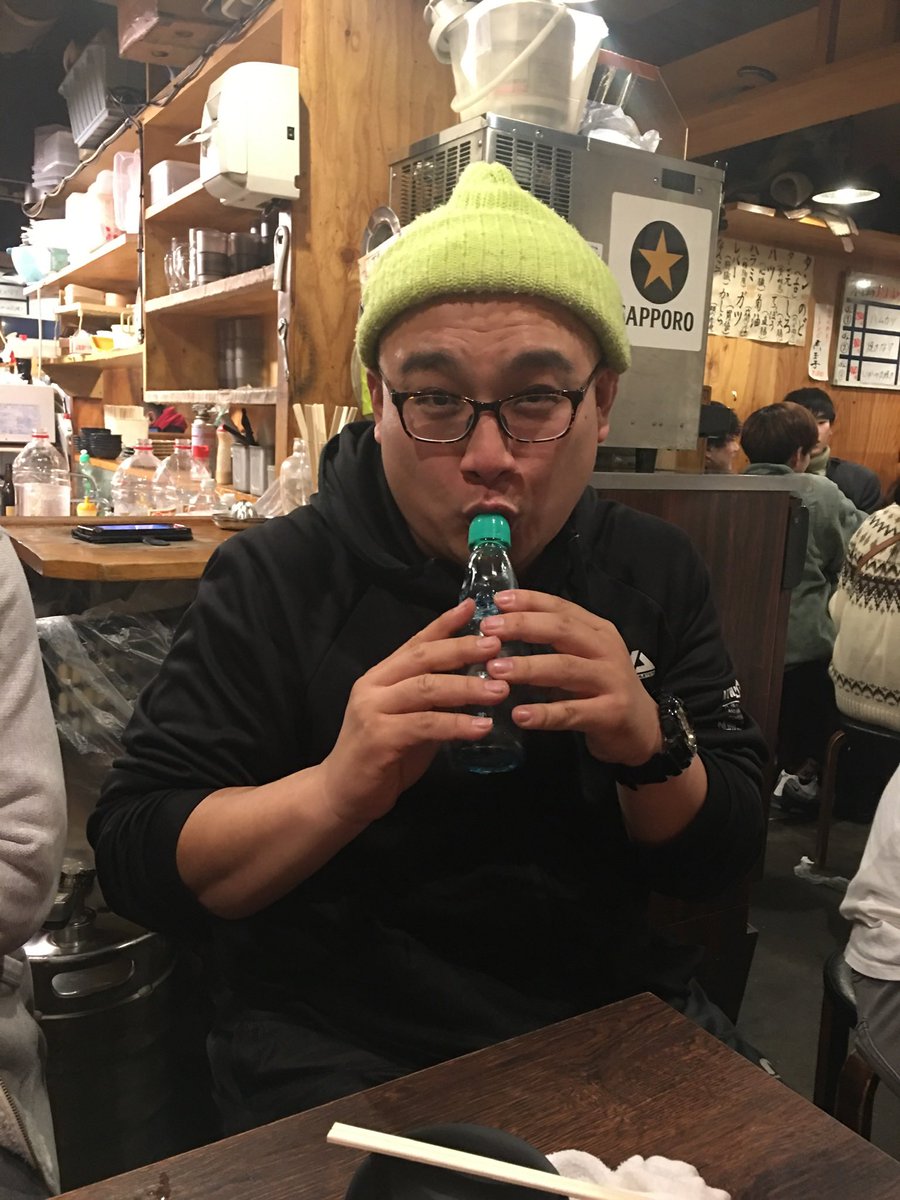 V0LVE's tweet photo. Gigantictheater #2 https://t.co/QIVMfzU2sx