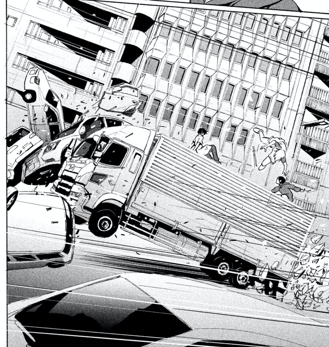 急に放り込まれる私の漫画のカーチェイスシーン。
私の漫画ではカーはチェイスせず吹き飛ぶという決まりがあります。ないけど。 