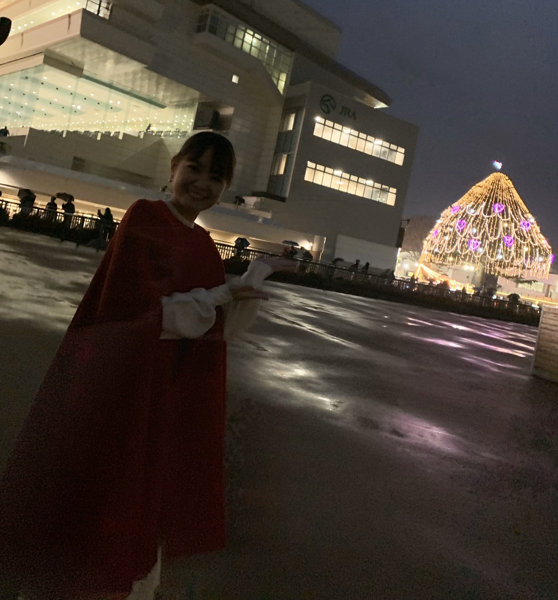 AoiWakana0630's tweet photo. #有馬記念 プレゼンターをさせて頂きました❗️

ありがとうございました😊 

暗いですがトークショー終わりに📸🌟❤︎ 

2020年も #JRA プロモーションキャラクターを務めさせていただきます、来年もよろしくお願いいたします☺️🐎

by staff https://t.co/JymUd8TKt0