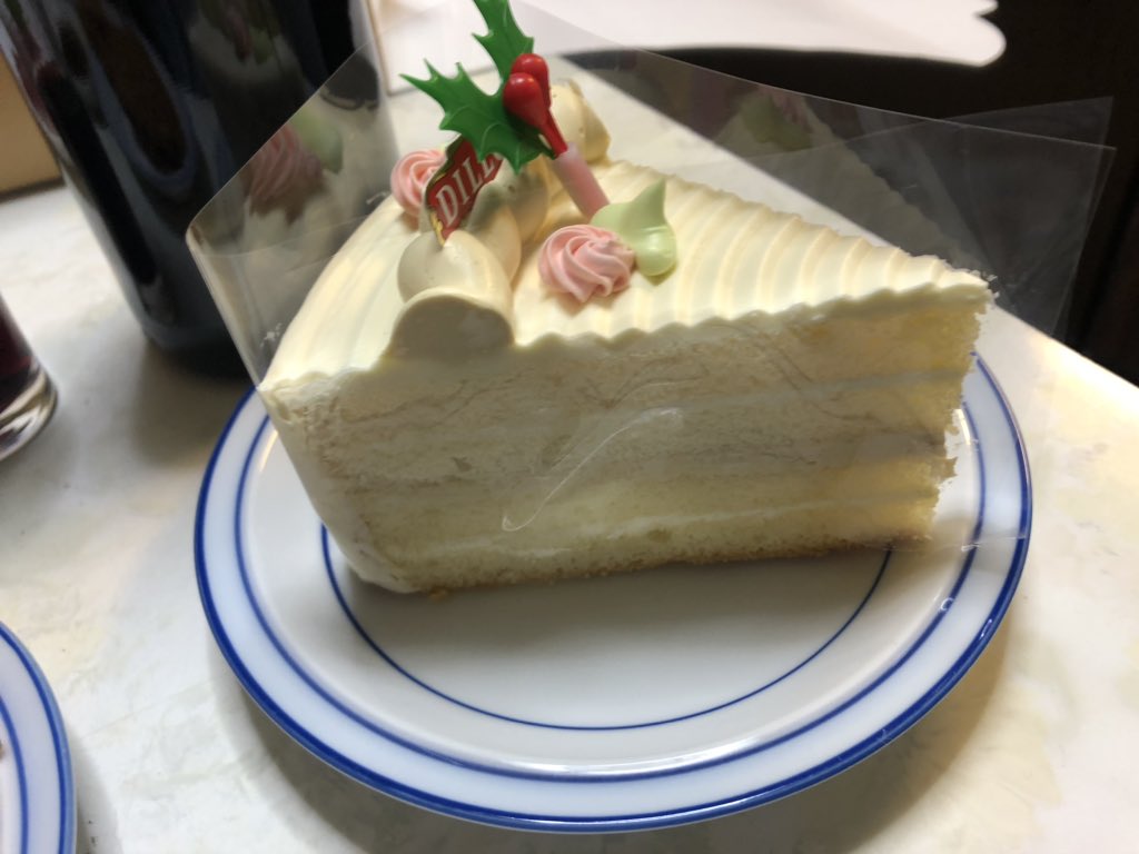 Ao 我が家は少し早いクリスマス 大阪屋のバタークリームケーキ子供の頃から食べ続けてる