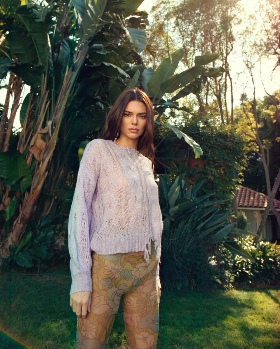 stanlisariken's tweet photo. Kendall for @KendallandKylie @KendallJenner https://t.co/kJX1DXe2gW