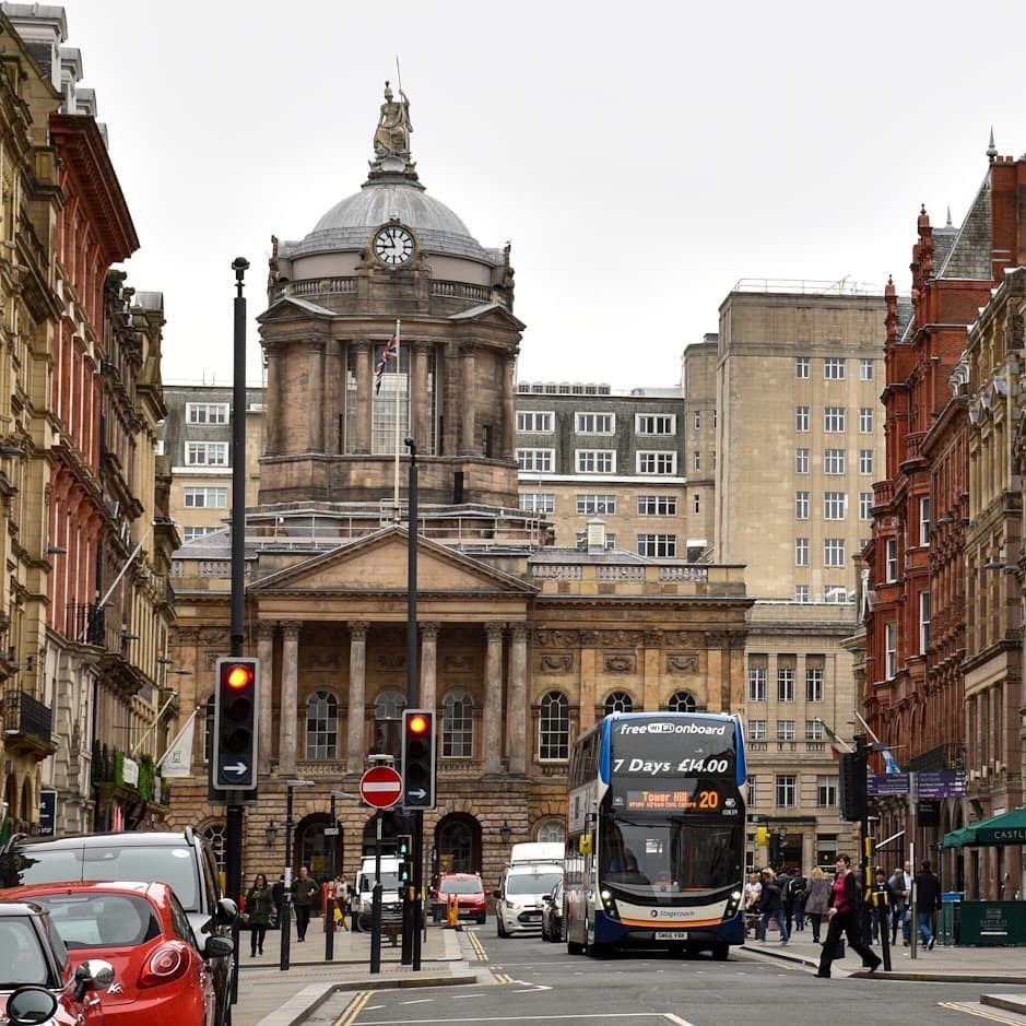 simontramalloni's tweet photo. Out and about today then check out our APP for real time bus info @StagecoachMCSL . Have a nice day and be patient with our drivers as it’s going to be a busy one. We are all doing our best. @Merseytravel @Liverpool_ONE @LpoolCityRegion @KnowsleyCouncil @RadioCity967 https://t.co/1yXTOUKyb0