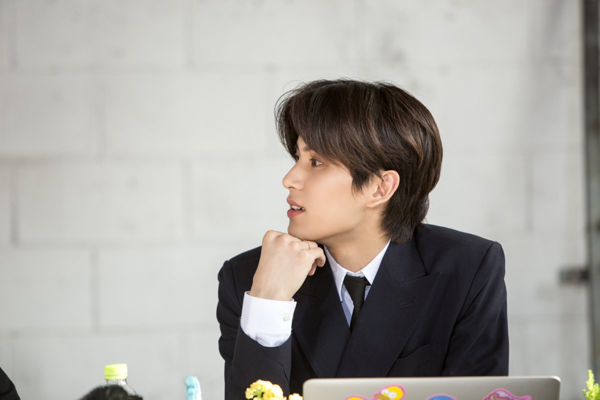 SF9_FANCLUB's tweet photo. SF9 ‘THE FANTASY’ PROJECT <FOR FANTASY>
'셒구상사 (SF9 SANGSA)' EP.02 👔
Behind the scenes
#SF9 #에스에프나인 #THE_FANTASY #더판타지 #FOR_FANTASY #셒구상사 #SF9_SANGSA https://t.co/YMYETyvOS8