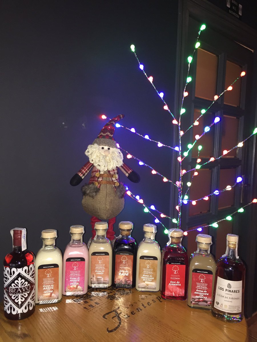 AutenticosCyL's tweet photo. Se acercan días especiales para compartir momentos AUTÉNTICOS
Si quieres sorprender tenemos lo q necesitas
#navidad #cenas #comidas #familia #amigos #Microbiowines #LasDosAntiguas #PagoSeCarraovejas #Freixenet #Mumm #ViñaPedrosa #Ossian #vino #licores #gastronomía #Coca #Segovia https://t.co/RMMvao6oWd