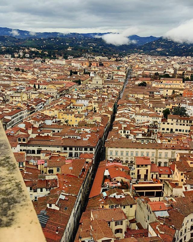 Sebalex91Angelo's tweet photo. Fin sopra alle nuvole #florence #view #campaniledigiotto #italy #shotononeplus https://t.co/sXcaRCGXHQ https://t.co/jJHIRTOdbP