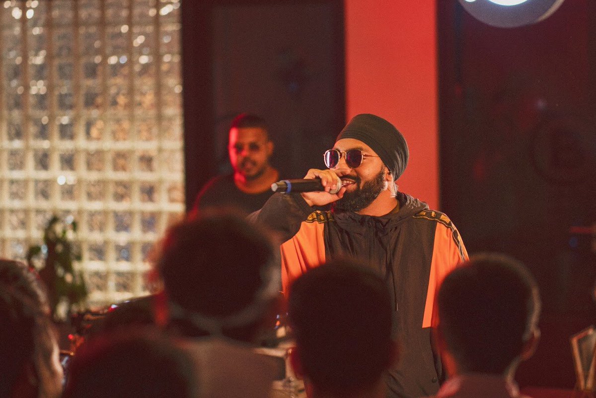azadirecords's tweet image. Last night’s show at MADNESS Jams with @prabhdeepmusic and BLUnt was LIT! A big thank you to everyone who came out, and Madness Jams for having us 🔥

📷: Anurag Sharma
#PrabhDeep #AzadiRecords