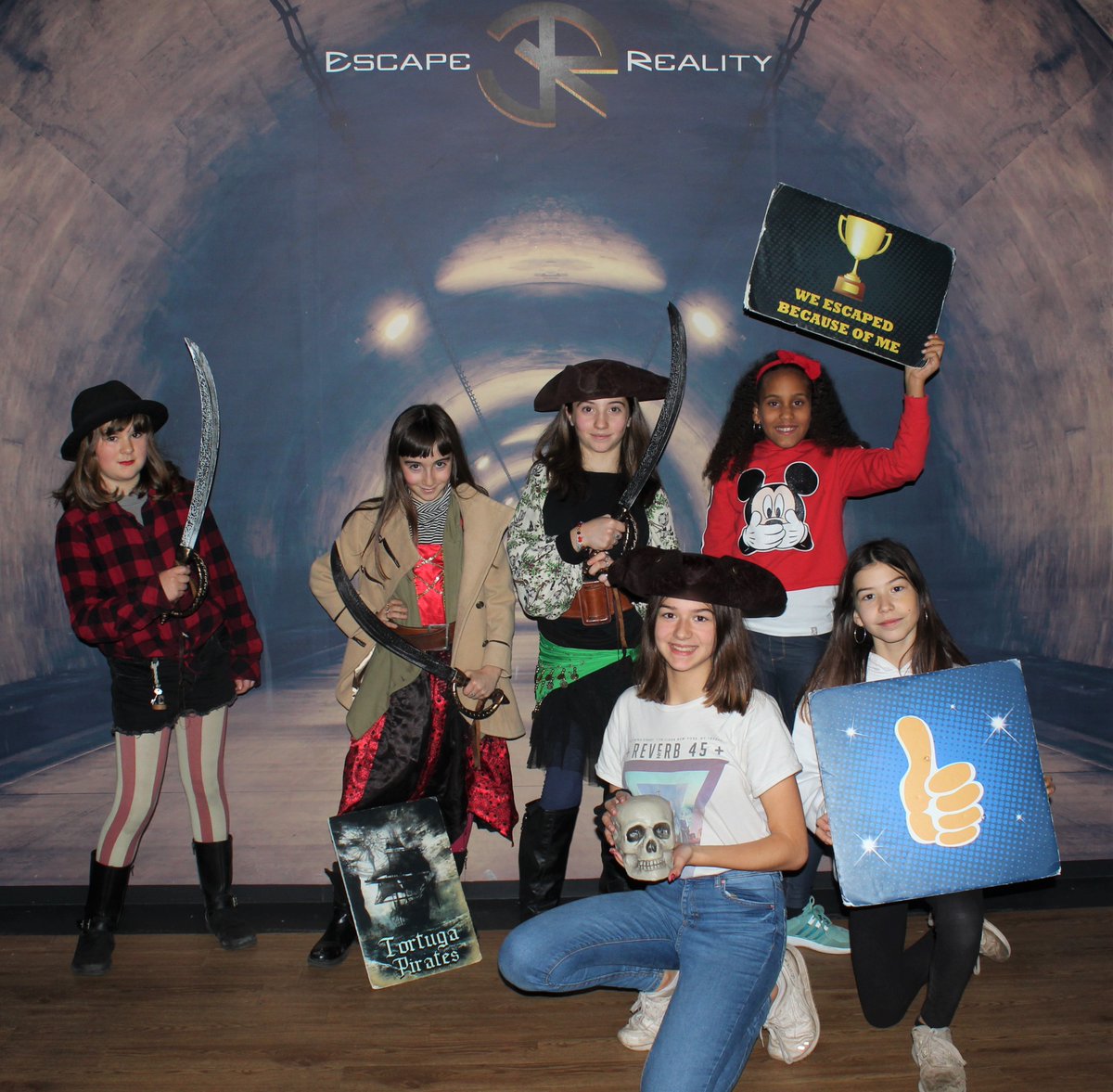 We love it when groups come dressed for the occasion! These pirates made it out with 30 seconds to go! Well done!