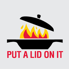 georginafire's tweet photo. #12DaysofHolidaySafety
Day 10 - Watch what you heat.
Always stay in the kitchen and pay attention when cooking - especially if using oil or high temperatures. If a pot catches fire, carefully slide a tight-fitting lid over the pot and turn off the heat. #FireEducatorsYork https://t.co/C8UKd7BgIK