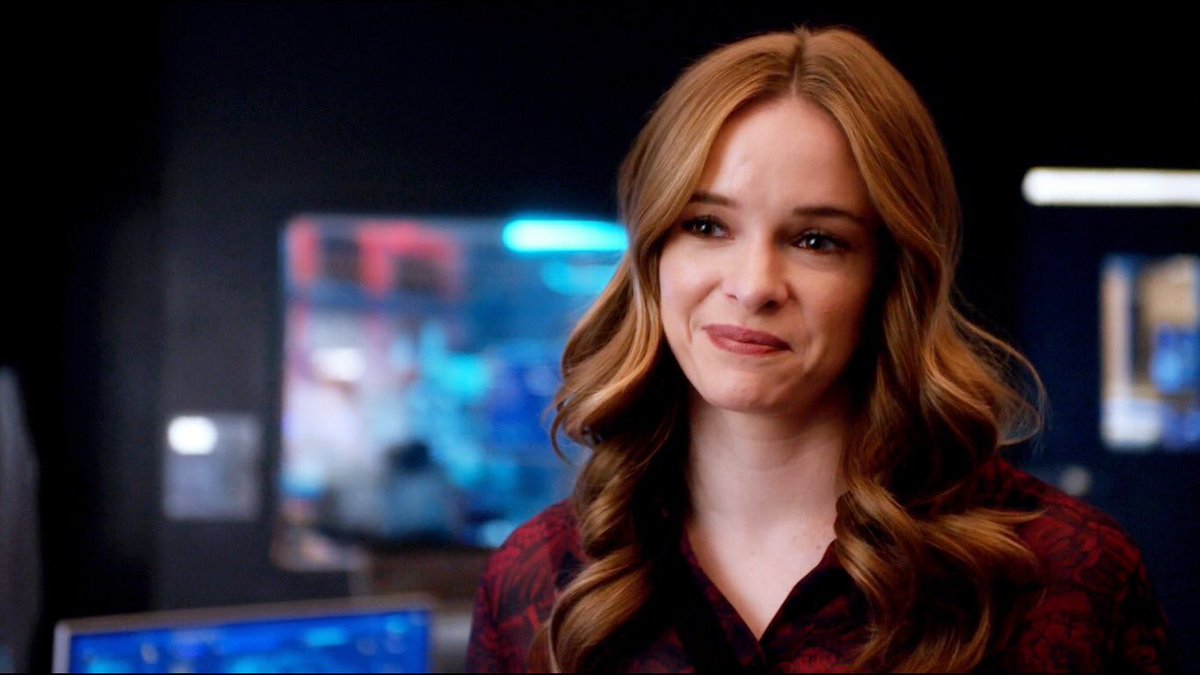 starofmyheart13's tweet photo. “you can’t have a crush on a fictional character”

the fictional character: https://t.co/58UkGnLKhO