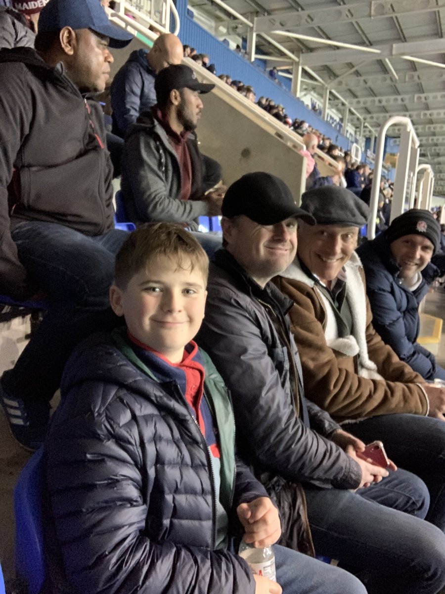 PamelaCookey's tweet photo. It wouldn’t be Christmas without a game shared with friends. @bathrugby are smashing it 3-38 with still 27 mins to play! #sportingChristmas #festivitiesBegin #itsOKTosupport2teams @BristolBears ☺️ https://t.co/FrlSwjQh9H