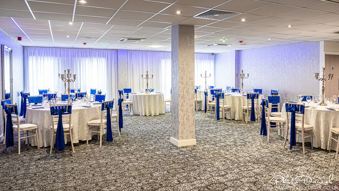 CrystalsVenue's tweet photo. Pentru ca stim cat de important este sa nu te opresti niciodata din a imbunatati serviciile oferite clientilor, va prezentam noua Victoria Hall. 
Cu capacitatea marita pana la 60 de persoane este pregatita pentru orice tip de eveniment.
Te asteptam sa te convingi! https://t.co/9G3v6m6SCC