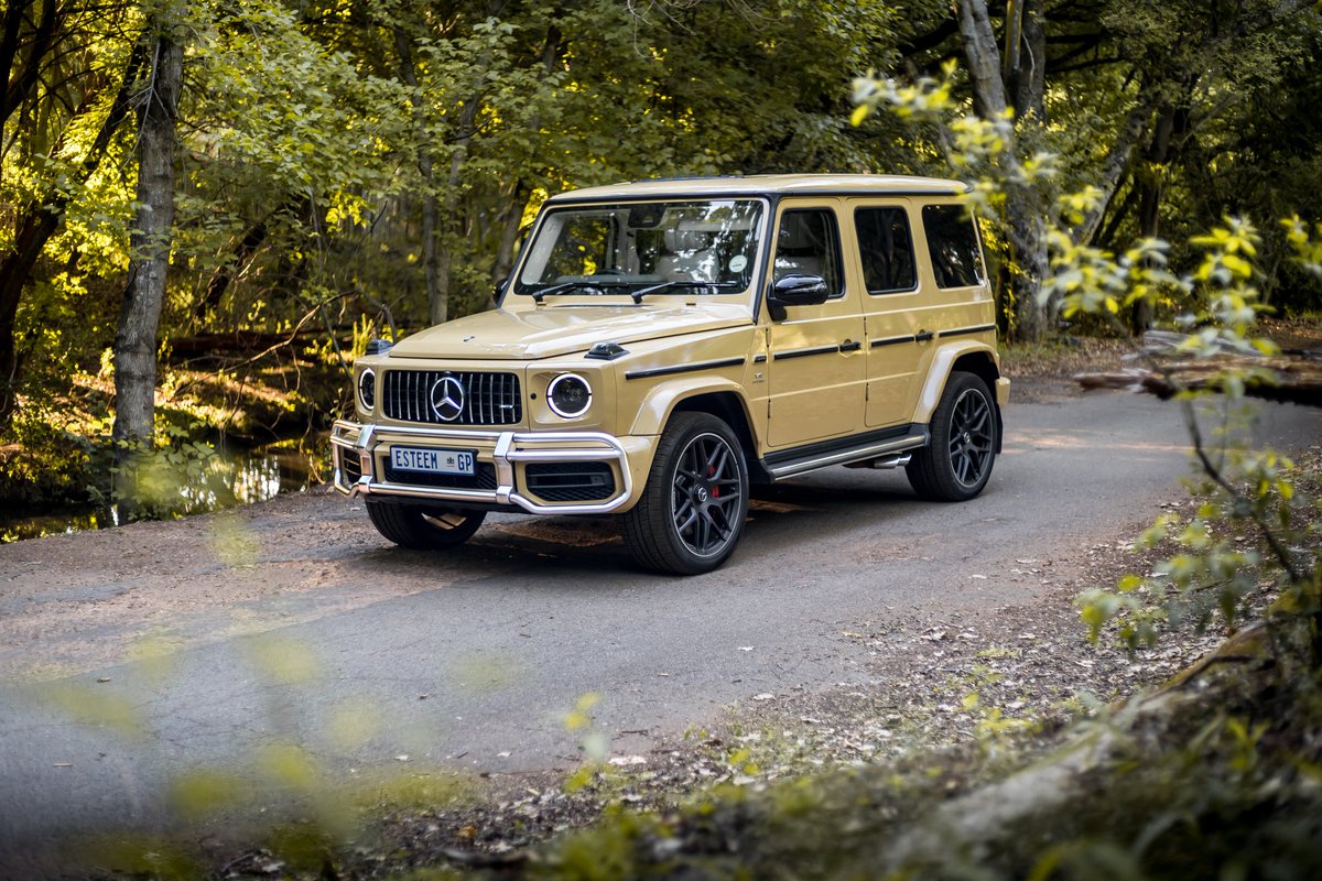 Roarphoto's tweet photo. ESTEEM || w/@jnr_08
Assistant photographer @Neville___
#RoarPhoto #RoarInc #iShootRaw #Mercedes #AMG #G63 #sonya7iii #50mm #portrait #portraitphotography #media #model #photographer #perfocal_official #perfocal #instagram_sa #insta_like #weLovePretoria #pretoriaphotographer https://t.co/051XQwTrr9