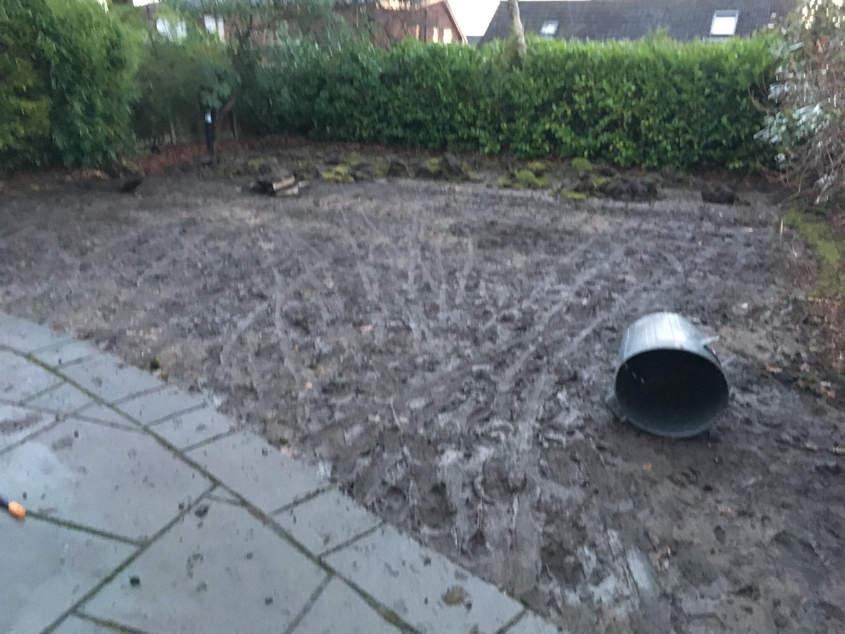 PukkaTurf's tweet photo. Both jobs finished over the weekend, two 8 yard skips filled, 15tns rootzone in 220 rolls of turf, Yes my arms, back, buttocks and thighs are sore each job circa £1600 https://t.co/ILLt8HG7BE