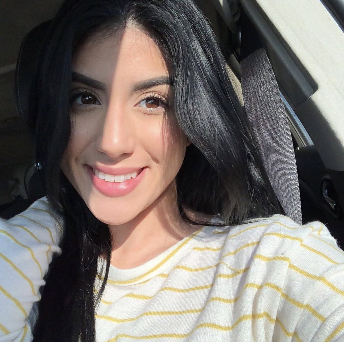 xandriaaa8's tweet photo. DO NOT DRINK AND DRIVE!!! my cousin died in a car accident today at 6am.. 20 years old is too fuckin young. I love you mamas RIP♥️😔 https://t.co/o1QjwA7OFr