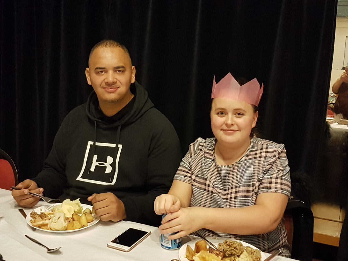 Maria37791765's tweet photo. @MartMums Christmas meal at @united_estates1 https://t.co/VCHPUDgLX2