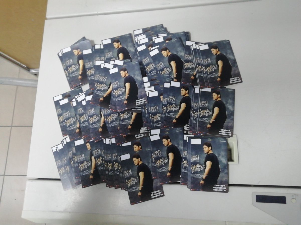 MoviesBuzz9's tweet photo. #SarileruNeekevvaru in UKRAINE🇺🇦
#SSMBMass
#SuperstarEuphoria Beginss
@urstrulyMahesh @AnilSunkara1 @AnilRavipudi @iamRashmika @SVC_official @ThisIsDSP https://t.co/DfY4XoPdgv