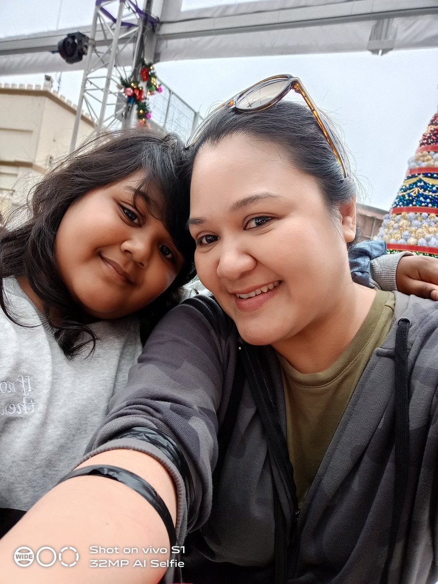 AsmeliaA's tweet photo. Spending some quality family time.. 😍😍 https://t.co/uCROKLOgSp