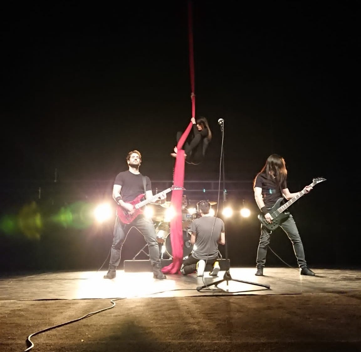 Hoy se han alineado los astros y por fin hemos podido hacer realidad un proyecto que teníamos pendiente de hace tiempo! Pronto novedades! 🤟🏻