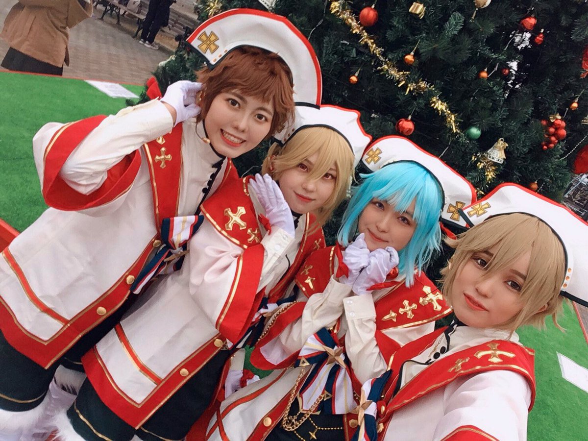 らびちゃんやりました！！！しののんです！
キャロル衣装はしののん星5だから本当やれて嬉しかったです(T . T)
色々な方にお写真撮っていただいて嬉しかったです✨🐰
#冬コス2019