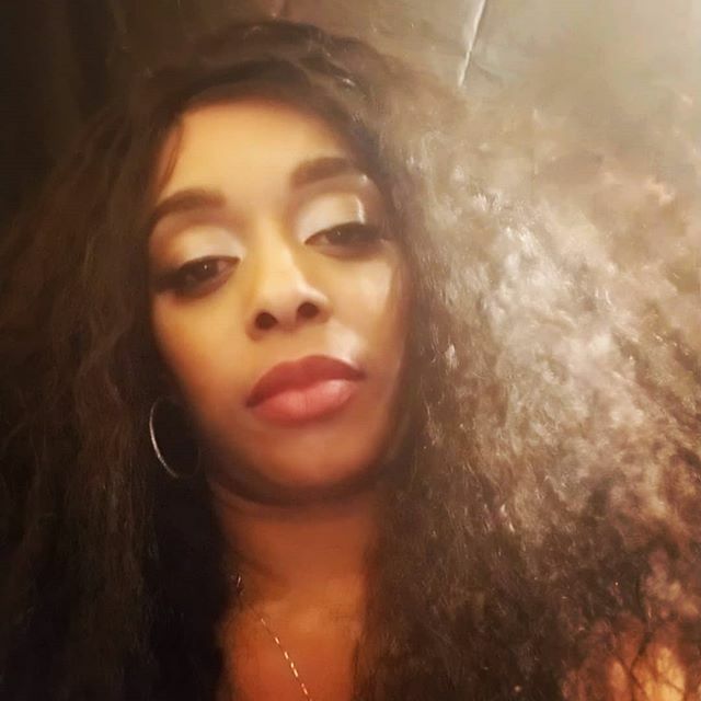 IAmMichelle40's tweet photo. Oh it's a Goddess! https://t.co/e56IllDKf1 https://t.co/OIN9NpjNii