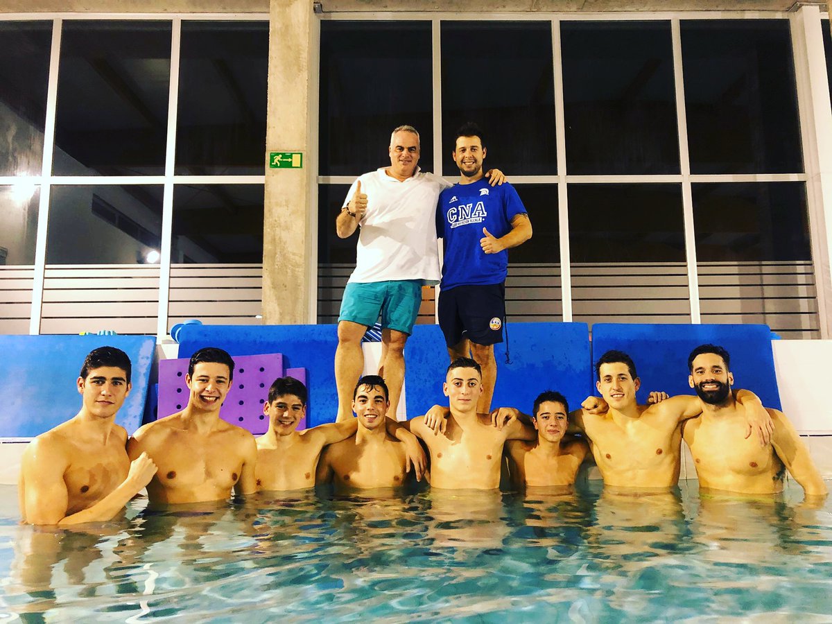 CNatacionAlcala's tweet photo. CAMPEONES DE LA COPA DE ESPAÑA DE SEGUNDA DIVISIÓN Y ASCENSO A PRIMERA!!!🏆🏆 ENHORABUENA #ESPARTANOS @kikoporcar #CNA #AlcaládeGuadaíra https://t.co/wXAp3E87wg