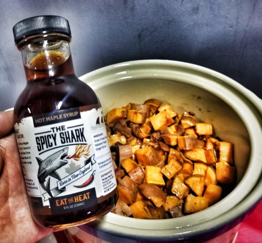 thespicyshark's tweet photo. Hot Maple Syrup Roasted Sweet Potatoes!
π π
Read more about our 2020 Scovie Award Grand Prize Winning Hot Maple here =>
https://t.co/J4GEoBuY21 #hotmaple #maplesyrup #sweetpotatoes #yum #spicyfood https://t.co/hEy8nWdo8w