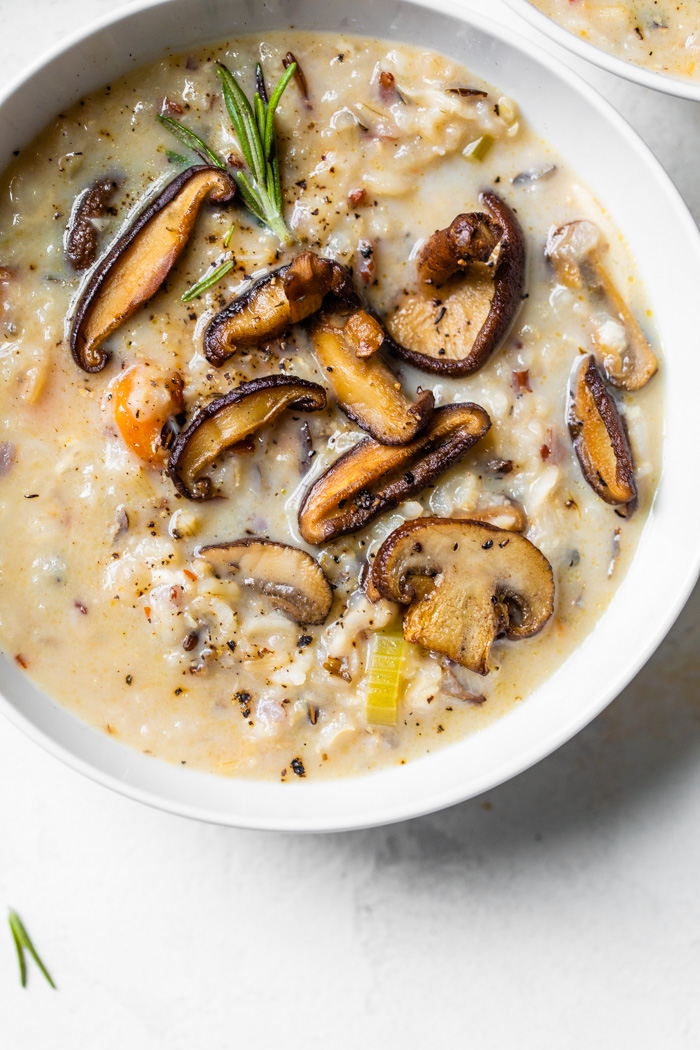 [NEW] #ad Instant Pot Wild Rice Soup with <a href="/Think_Rice/">USA Rice</a> and <a href="/the_feedfeed/">The Feedfeed</a> thealmondeater.com/instant-pot-wi… #thinkrice #feedfeed