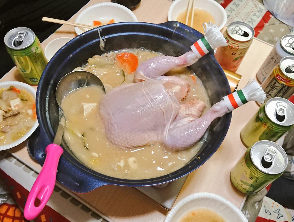 鍋の画像が話題www七面鳥が可哀そうwwwどうしてこうなったwwww