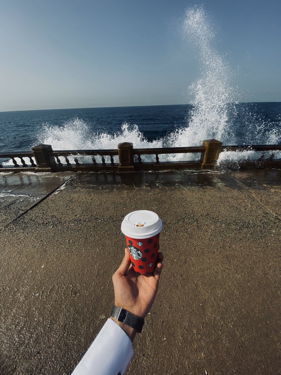 _nc81's tweet image. راح البحر يمحي السطر .. بأنشدك علمني متى وعدك متى ؟