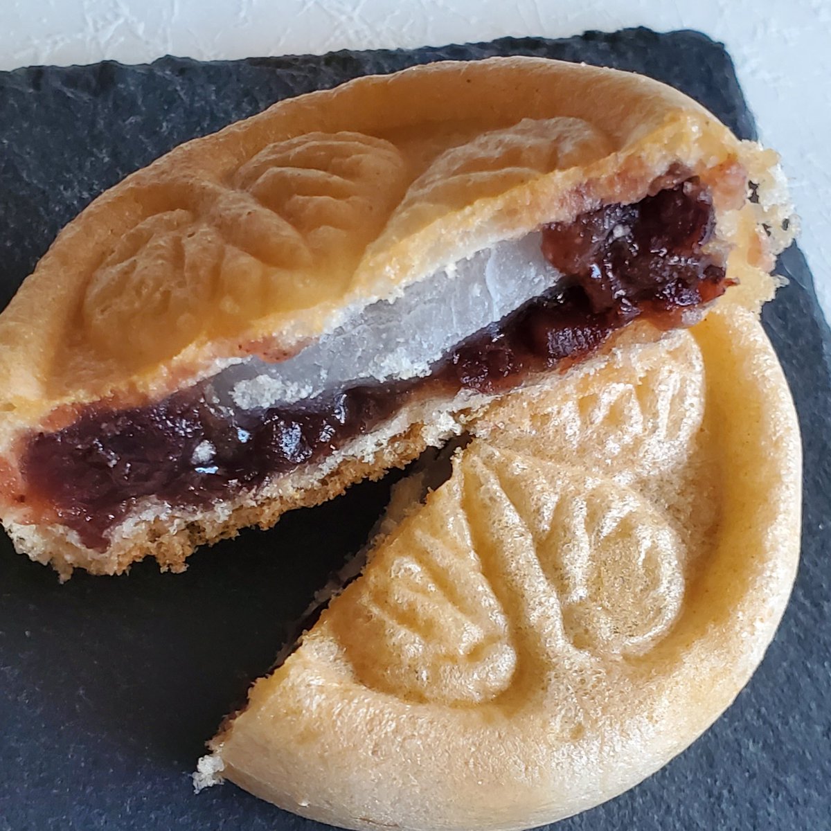 M 1王者ミルクボーイのネタに ケロッグや和菓子屋が反応