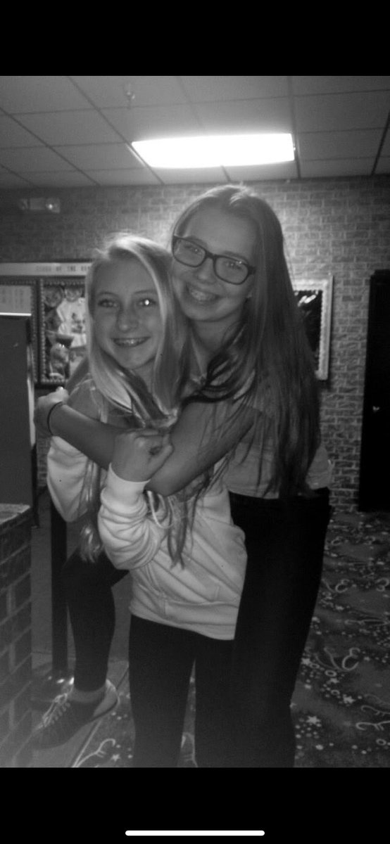 ClareBridgewat2's tweet photo. happy bday @AGerou01 💋🤍 Miss and love you so much, hope you have the best day ever!! hang w/ me soon girly 😇 https://t.co/RFCGBFxoGt