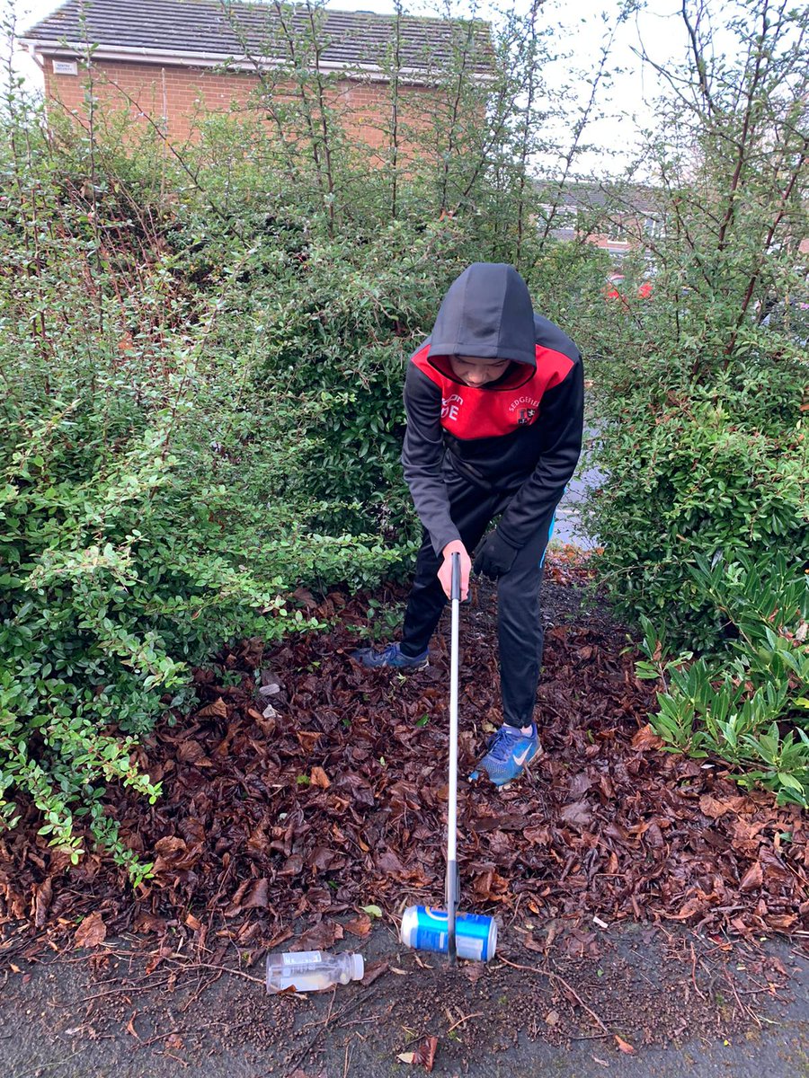 SedgefieldPlogs's tweet photo. North End, Durham Rd, Hardwick Rd, Hall Lea, North Park Rd, Boyne Ct, Belsay Ct, Matfen Ct, Wallington Dr, Mitford Ct, Milbourne Court, Youth Shelter, High St, Front St, Cross St, The Square, Village Green - you've been festively #plogged!
Merry Christmas!
#plogging #plog https://t.co/CTlLrY14sd