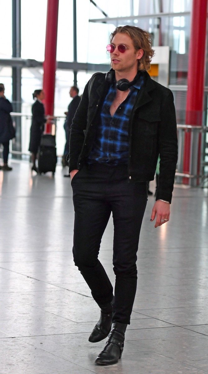 luke hemmings outfits