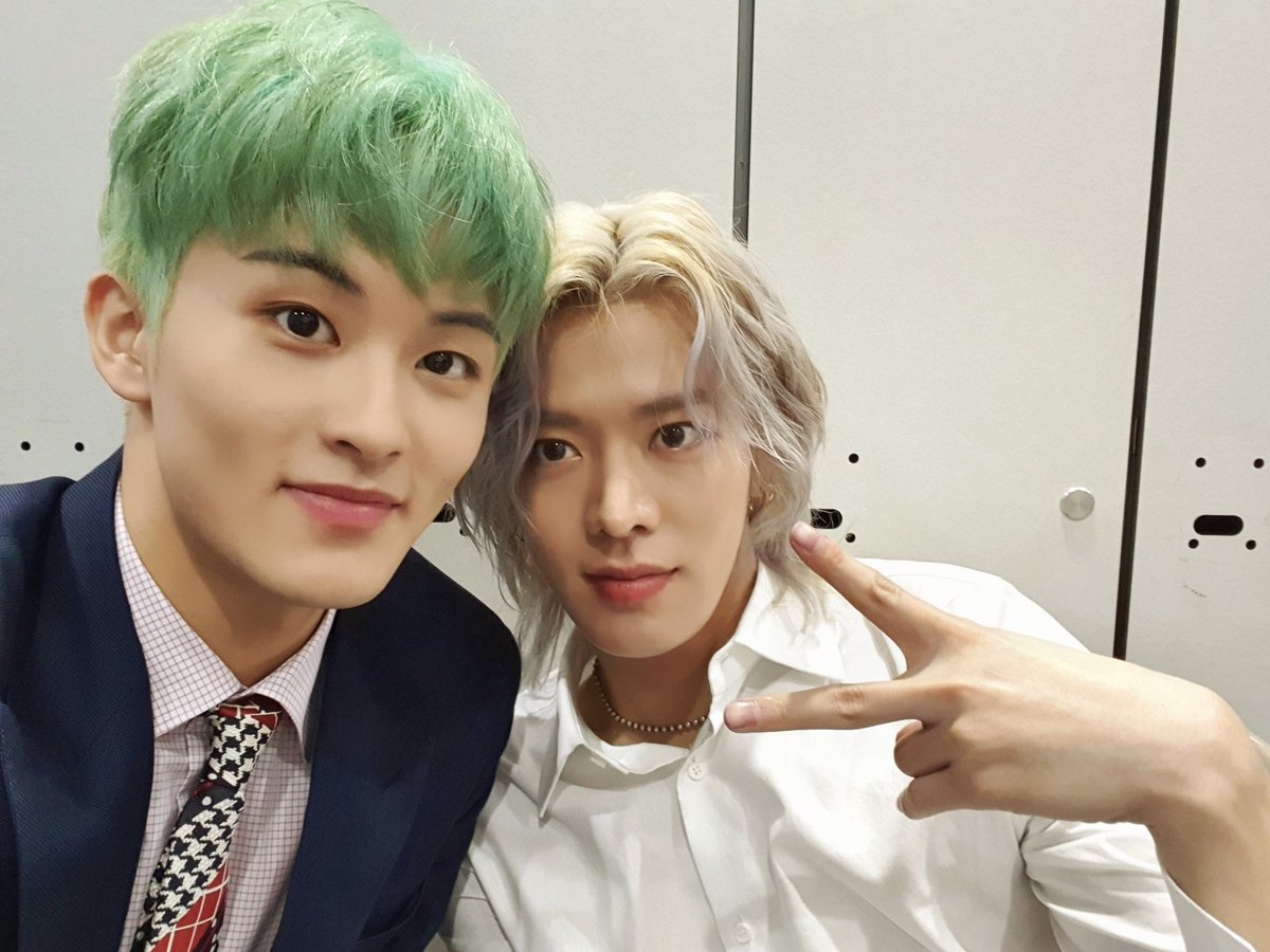 rantclara's tweet image. like if you stan :
bts
nct
twice
ateez
astro
loona
itzy
ace
stray kids
day6
monstax
shinee
exo
wayv
oneus
1team
ab6ix
seventeen
red velvet
black pink
cix
....