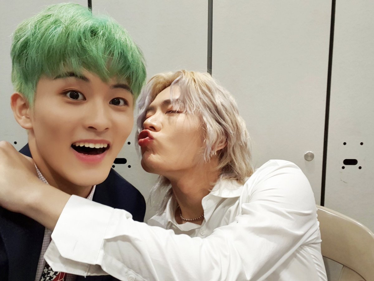 rantclara's tweet image. like if you stan :
bts
nct
twice
ateez
astro
loona
itzy
ace
stray kids
day6
monstax
shinee
exo
wayv
oneus
1team
ab6ix
seventeen
red velvet
black pink
cix
....